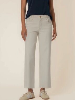 Kut from the Kloth Charlotte High Rise Wide Leg Ecru Jeans- size 12